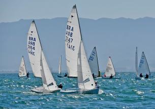 ilhabela-abre-mes-da-vela-com-a-53-semana-internacional-de-monotipos-e-reune-145-velejadores.jpeg