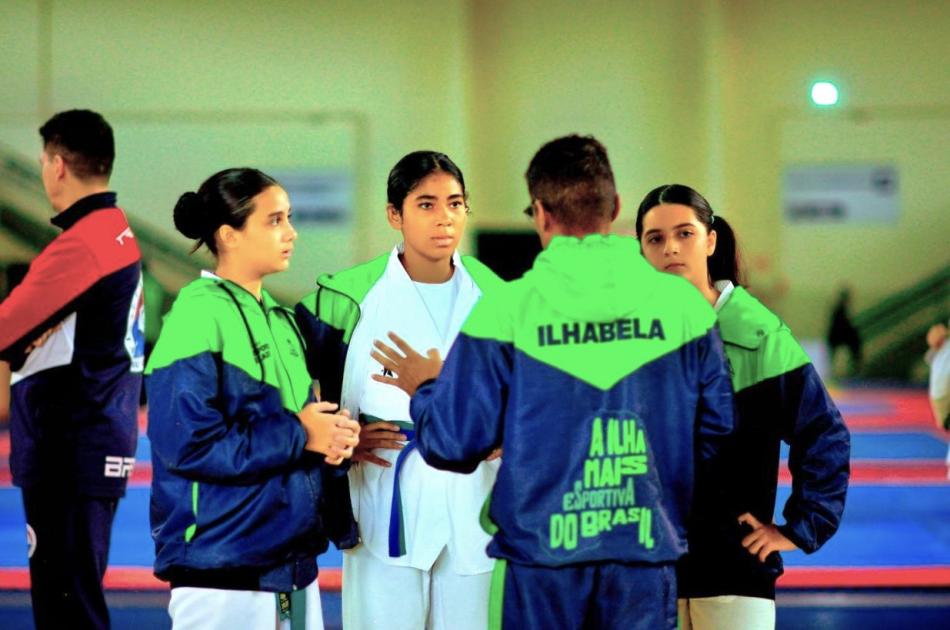 ilhabela-e-destaque-com-importantes-conquistas-na-natacao-master-taekwondo-e-volei-feminino-em-competicoes-estaduais-e-regionais-3.jpeg