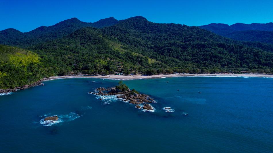 ilhabela-esta-entre-as-tres-praias-mais-bonitas-do-sudeste-em-premio-nacional-de-turismo.jpeg