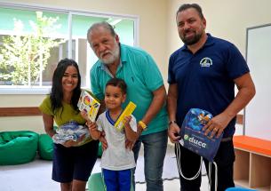 prefeito-toninho-colucci-da-inicio-ao-maior-concurso-da-educacao-ja-realizado-em-ilhabela.jpeg