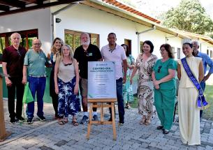prefeito-toninho-colucci-entrega-centro-dia-para-pessoa-idosa-com-atendimento-durante-o-dia-e-apoio-as-familias-6.jpeg