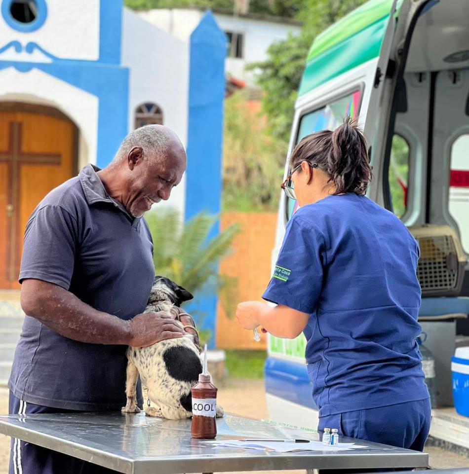 prefeitura-de-ilhabela-retoma-programa-bem-estar-animal-e-leva-servicos-gratuitos-do-cra-aos-bairros.jpeg